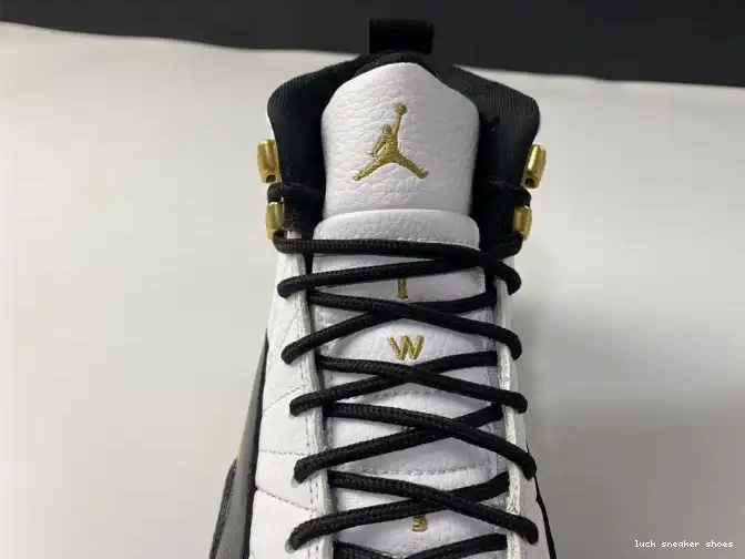Reps LUCY Royalty Air CT8013-170 Jordan 12 0616